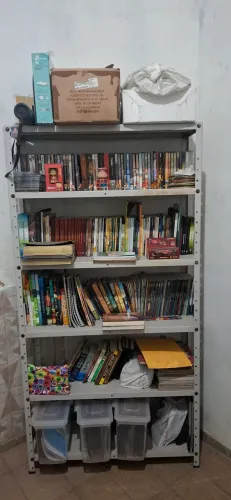 Prateleiras de Ferro
