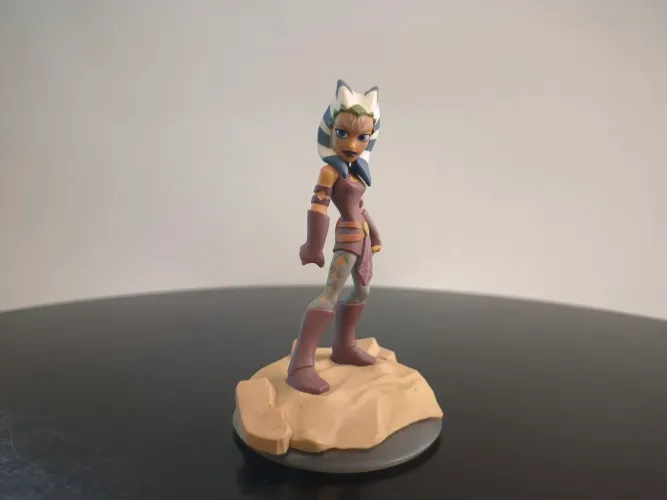 Personagem Jogável Ahsoka Tano Disney Infinity 3.0 (Usado)