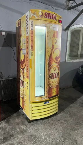 CERVEJEIRA EXPOSITORA, METALFRIO VN50. 500L, 127V.