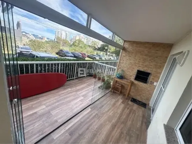 Apartamento em Capoeiras - Florianópolis, SC