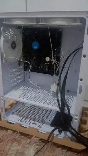 Vendo kit processador, placa mãe e memória ram. 