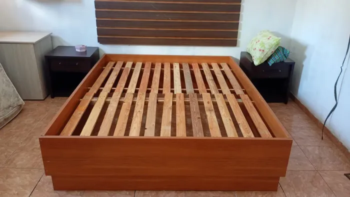 ARMAÇÃO DE CAMA DE CASAL