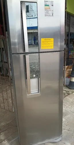 Geladeira Eletrolux Frost Free