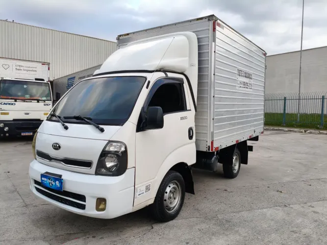 Kia Motors Bongo K-2500 2.5 4X2 TB Diesel 2015
