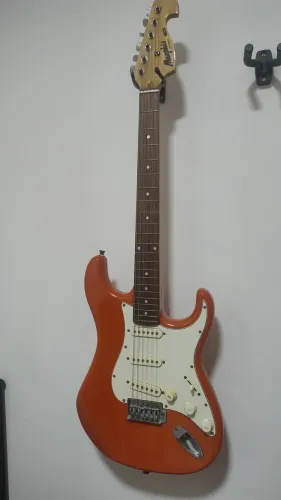 Guitarra Tagima MG32