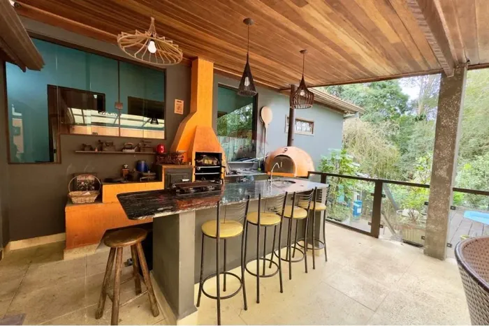 Casa com 5 quartos à venda no Centro de Pariquera-Açu
