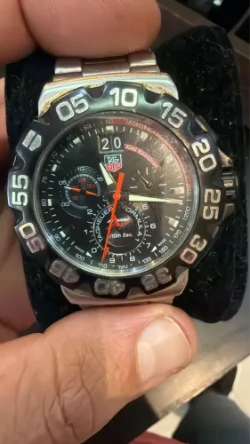 Relógio TAG Heuer série esp F1