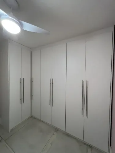 Apartamento para aluguel tem 50 metros quadrados com 2 quartos