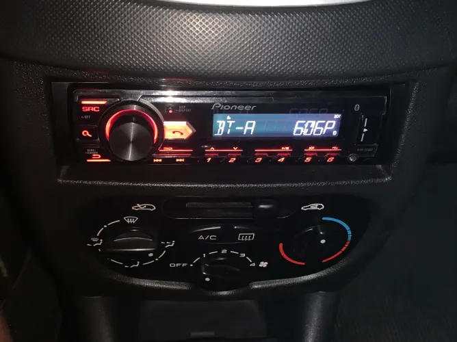 Som pioneer com Bluetooth