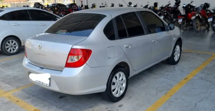 Renault Symbol Privilège Hi-flex 1.6 16V 4P 2013