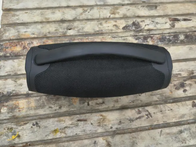 ? Caixa de Som Bluetooth Boombox Semi Nova - Potente e Conservada ?<br>? Valor: R$ 200