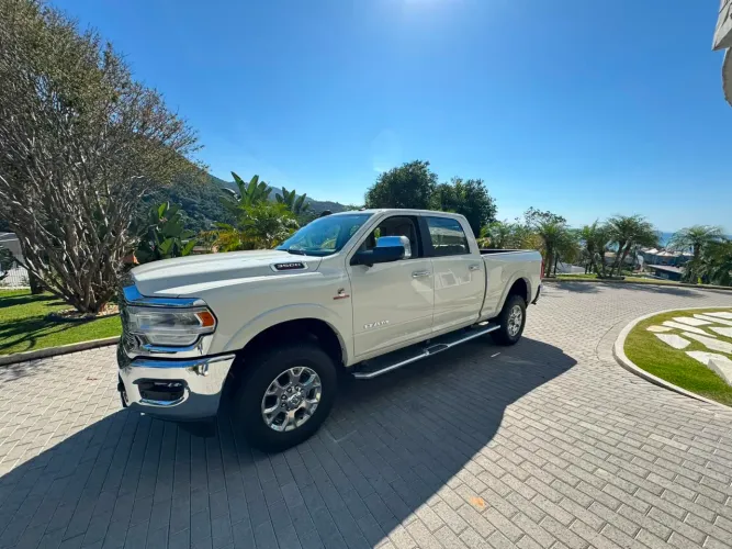 Ram 3500 Laramie 6.7 TB CD 4X4 Diesel 2022
