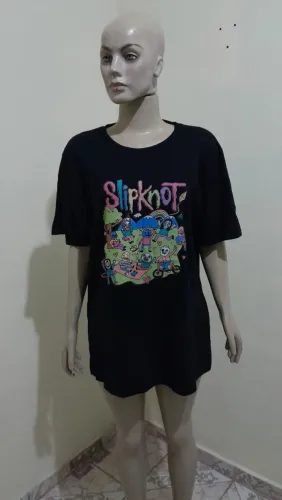 Camiseta estampa color Slipknot