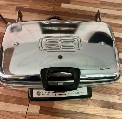 Grill Elétrico Automático General Electric (GE) Vintage - Peça Rara funcionando