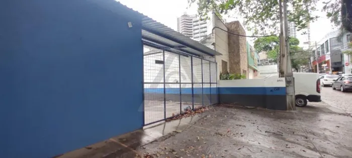 Terreno para alugar em Campinas, Cambuí, com 303 m²
