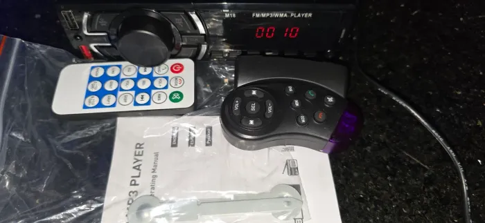 Som, MP3, Bluetooth, RÁDIO Automotivo novo 2 controles e 2 USB
