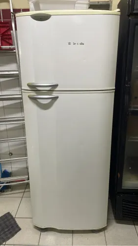 Geladeira eletrolux