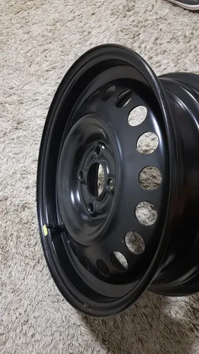 Roda de ferro aro 15 Nissan March - Versa - Kikcs Furacão 4x100mm - Nova
