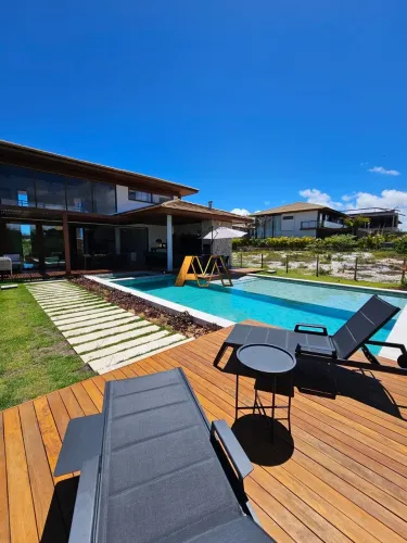 Casa à venda no bairro Praia do Forte - Mata de São João/BA
