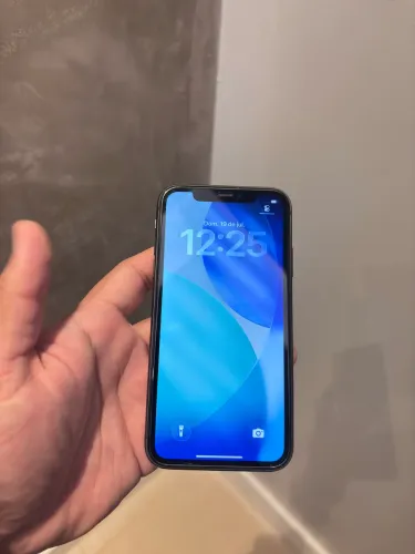iPhone 11 64GB