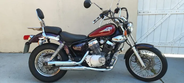 Yamaha XV 250 VIRAGO GRENÁ 2001 ORIGINAL