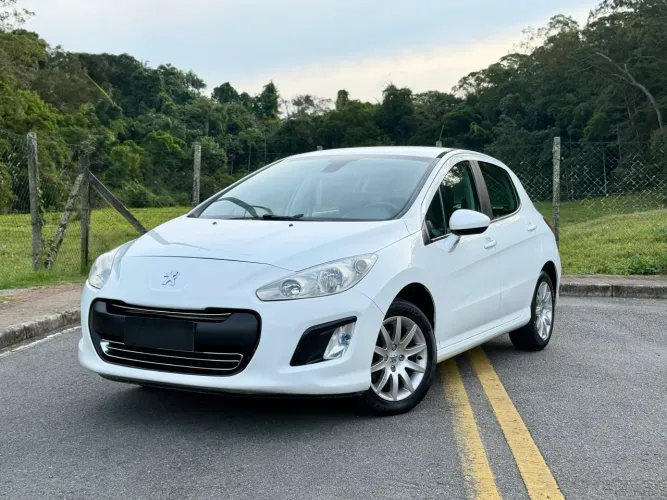 Peugeot 308 Allure 1.6 Flex 16V 5P Mec. 2013