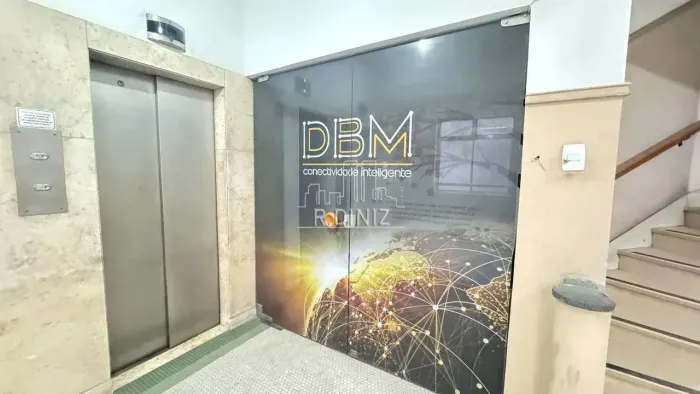 Conjunto Comercial. Av. Almirante Barroso.