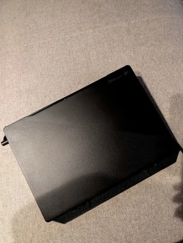 Asus Rog Zephyrus M16