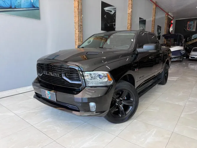 Ram Classic R/T 5.7 CD V8 4X4 Aut. 2022