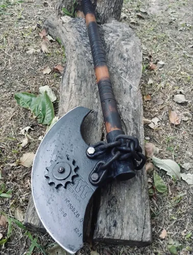 Machado Tático Artesanal Tomahawk Moderno em Aço Carbono
