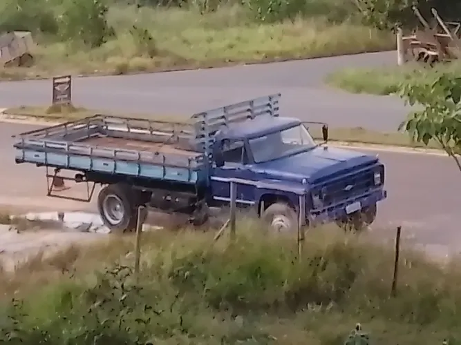 Ford 600