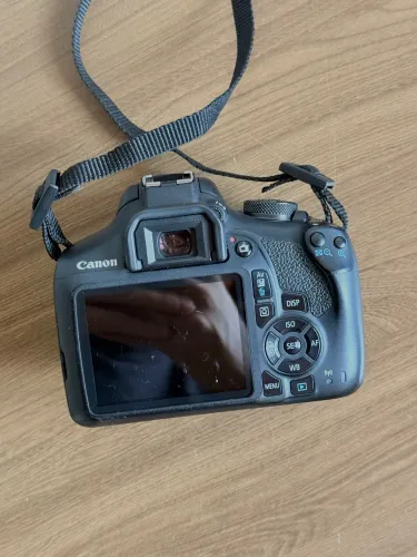 Canon t7