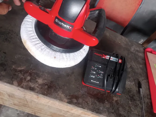 Máquina de tira cera para veículos