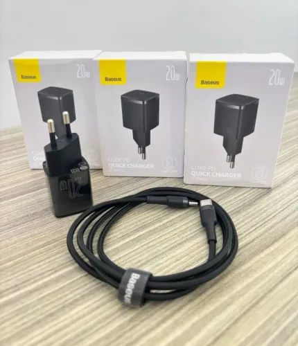 Vendo Carregador Baseus 