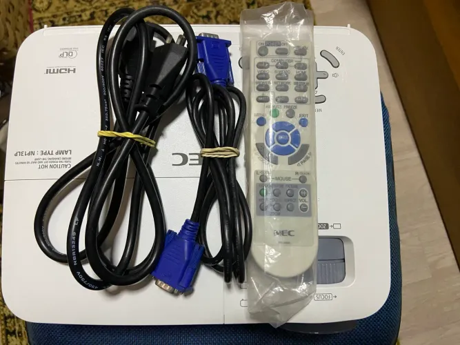 Vende-se DATA SHOW