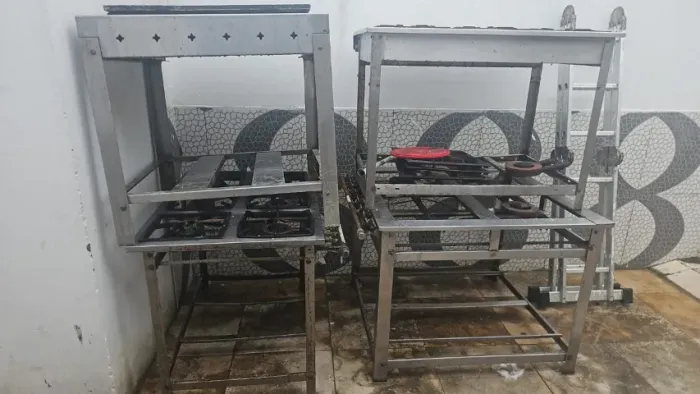 LOTE 4 DE FOGÕES INOX PARA REFORMAR