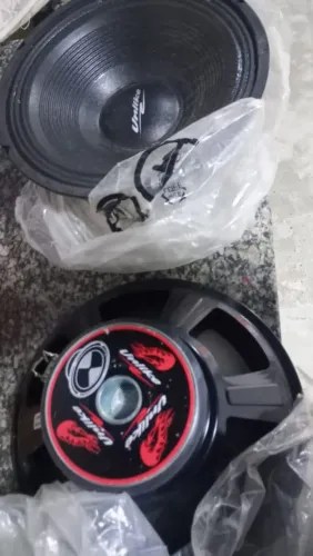 Falante de 15 400 rms cada novo no plástico+Potência taramps DS 800 RMSx4