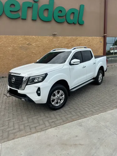 Nissan Frontier XE CD 4X4 2.3 Bi-TB Diesel Aut. 2025