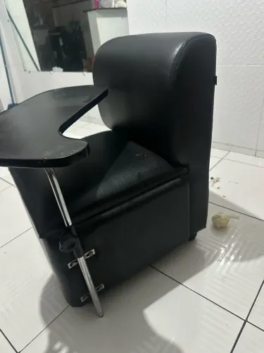 Cadeira de manicure 