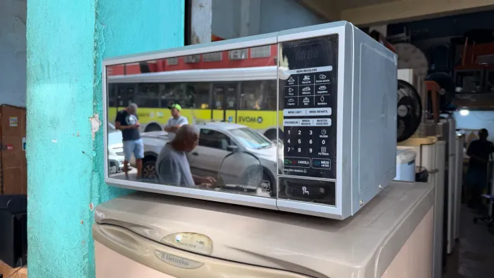 Microondas LG 31 Litros espelhado 