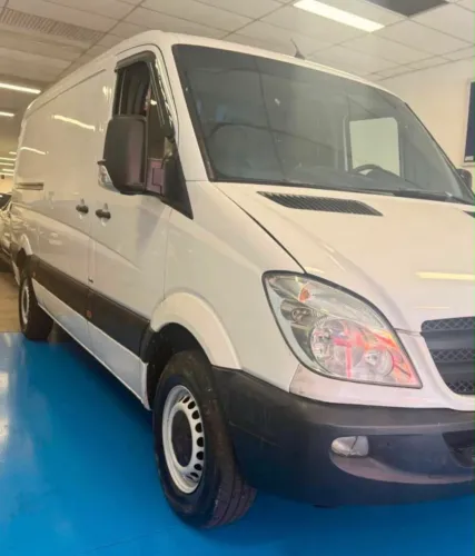 Mercedes-Benz Sprinter 311 Furgão Curto 2.2 Dies 2013
