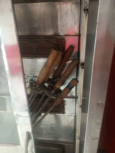 Máquina de assar frango 