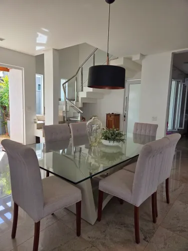 Mesa De Jantar Fendi Laca Com Vidro 12mm + 6 Cadeiras Estofadas