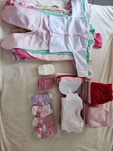 Lote de roupinha para bebê menina RN até 3 meses