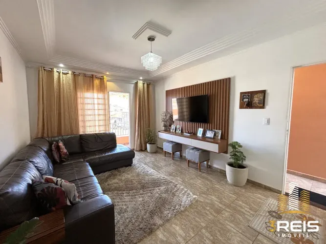 CASA ACONCHEGANTE PRÓXIMA DO CENTRO EM SOCORRO/SP