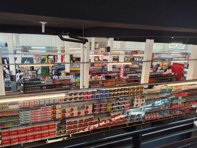 Vendo supermercado 680 m2