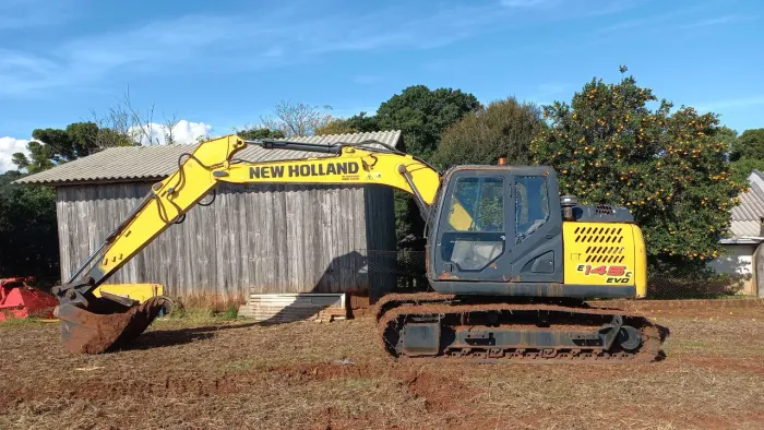 Escavadeira hidraulica New Holland E145 C EVO
