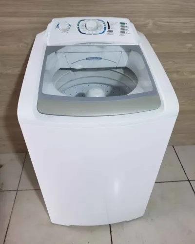 Vendo máquina de lavar Electrolux 10kg  novinha 