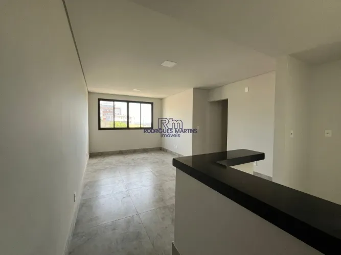 ALUGUEL APARTAMENTO NOVO 03 QUARTOS CAIÇARA