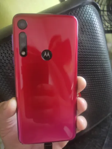 Motorola 8 play semi novo